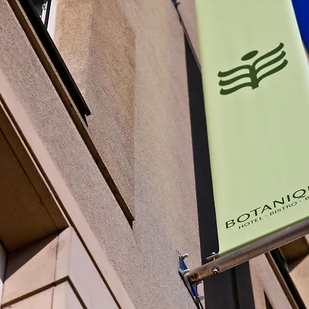 Botanique Hotel 4*