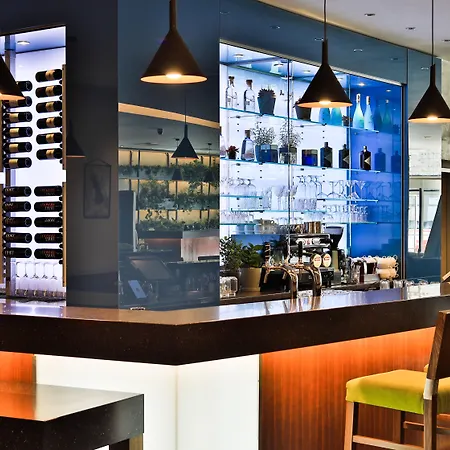 Hotel Botanique 4*