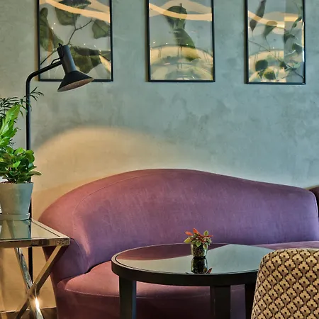 Hotel Botanique 4*