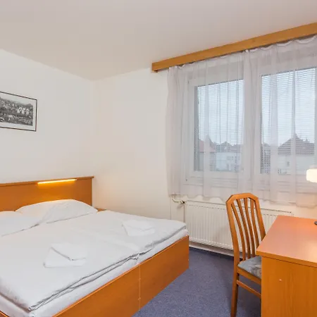 Astra Hotel 3*