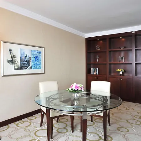 Hotel Hilton Old Town 5*