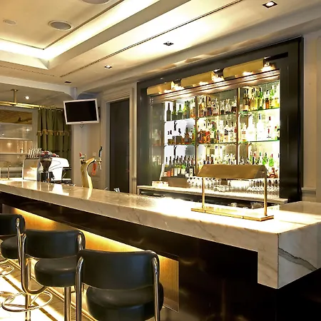 Hotel Hilton Old Town 5*