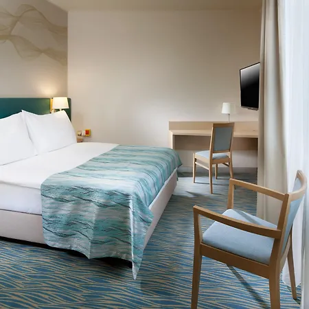 Szálloda Holiday By Ihg 4*