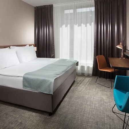 By Ihg Hotel