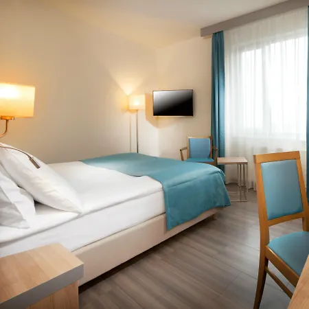 Holiday By Ihg Szálloda Prága