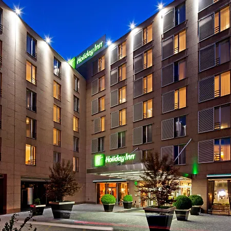 By Ihg Hotel