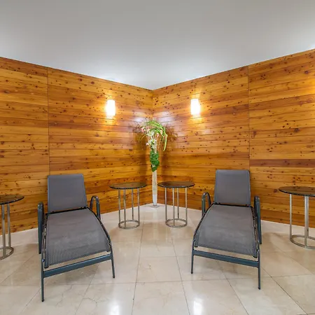K+k Fenix Hotel