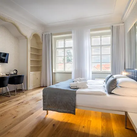 Golden Star Hotell Prag