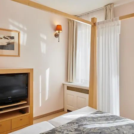 Ventana Szálloda