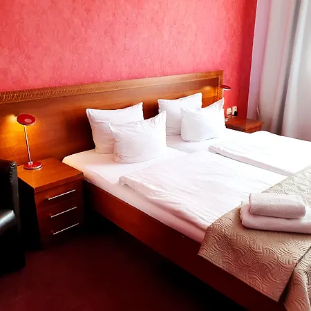 Relax Hotel 4*