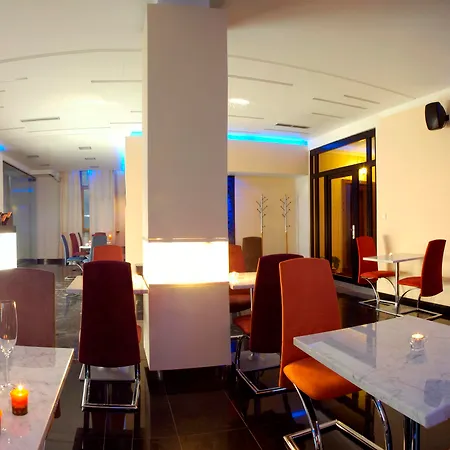 Relax Hotel