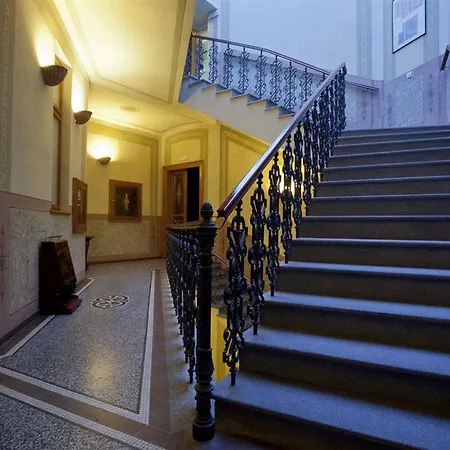 Deminka Palace 4* Praga