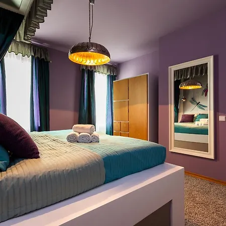 Apartment Lovely - Truhlarska Prague