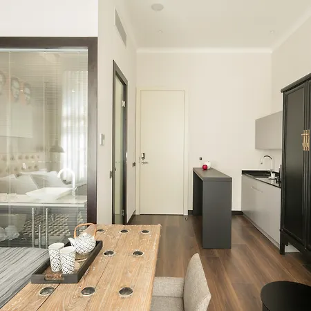 Quentin Hotel 4*