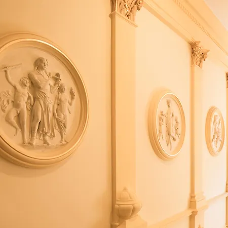 Hotel Quentin 4*
