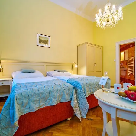 Hotell Josephine Old Town Square - Czech Leading 4*