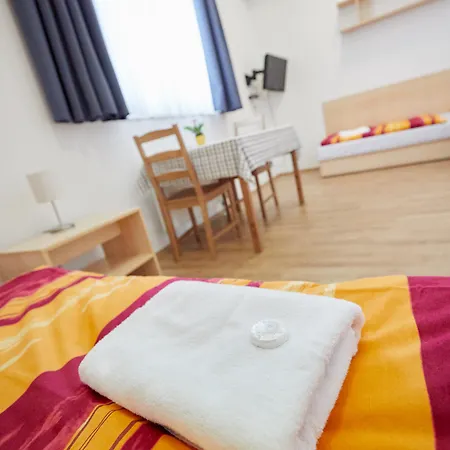 University Hotel Praga