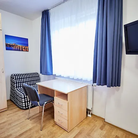 University Hotel Ξενοδοχείο Πράγα
