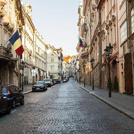 Hotel Nerudova 211 Prague