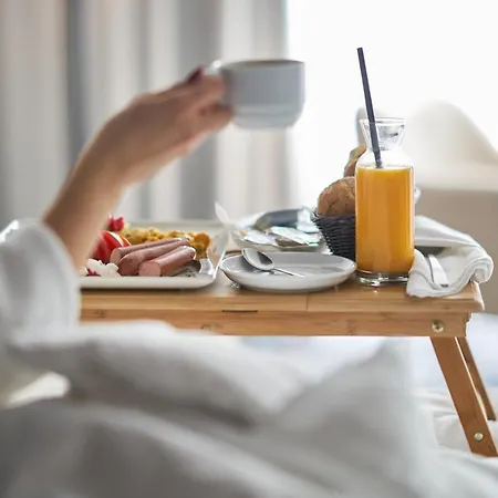 By Ihg 4* Prague