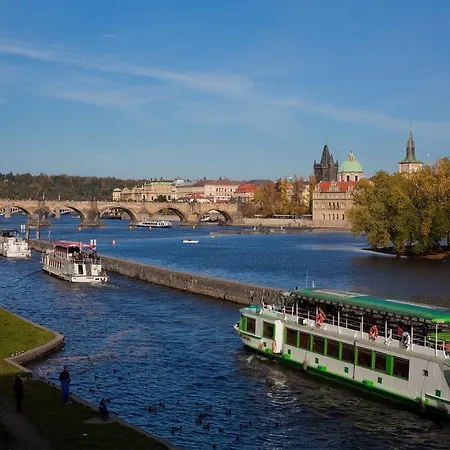 Dusni * Praha
