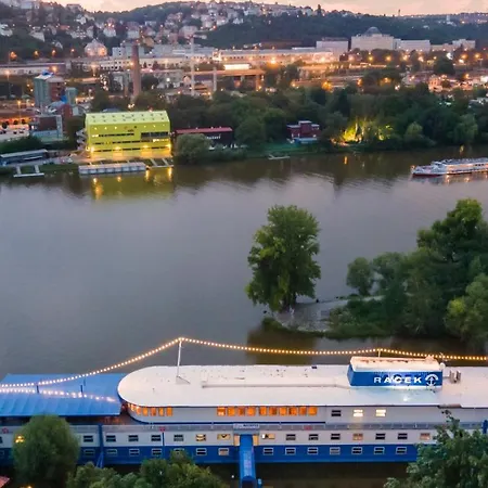 Botel Racek Prague