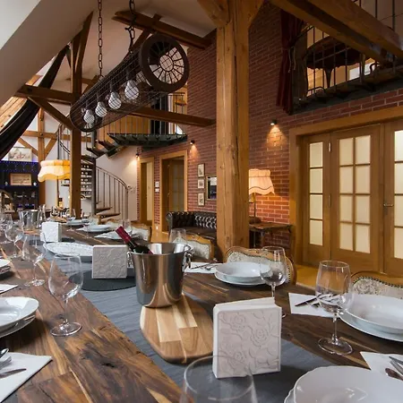 Billionaires Club Loft Sauna Center *