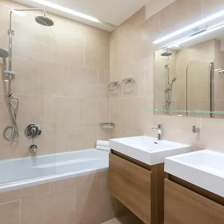 Billionaires Club Loft Sauna Center * Prague