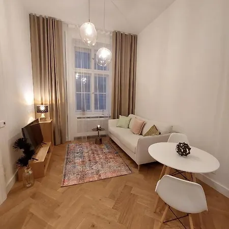 Luxury In The Centre Apartment Prague