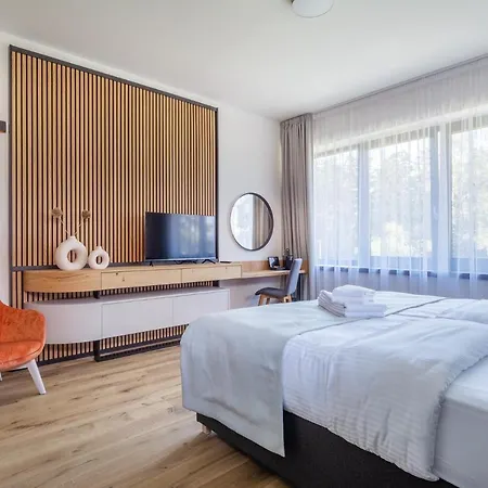 Hotel Vista & Club 4*
