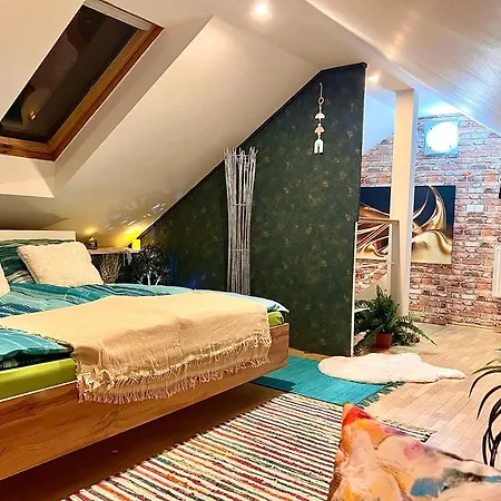 Duplex 2 With Quiet Terrace On Wenceslas Square Apartmán *