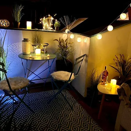 Duplex 2 With Quiet Terrace On Wenceslas Square Apartmán