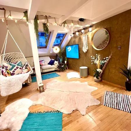Duplex 2 With Quiet Terrace On Wenceslas Square Apartmán