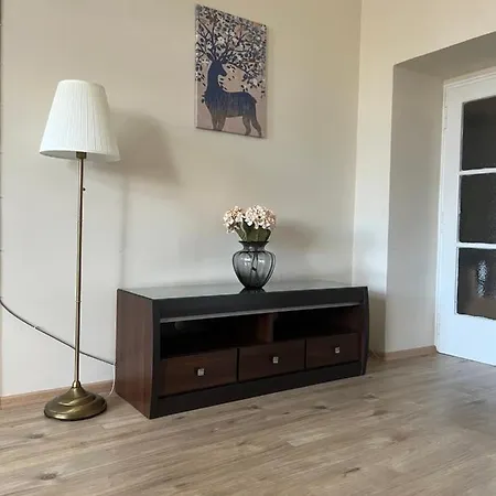 Old Town Square Apartment *