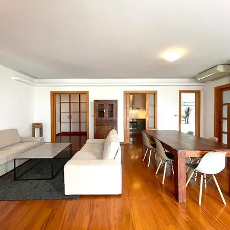 Hradebni - Terrace In The Old Town Apartment