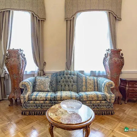 Villa With Hot-Tub, Terrace And Garden, Wenceslass Square Vila