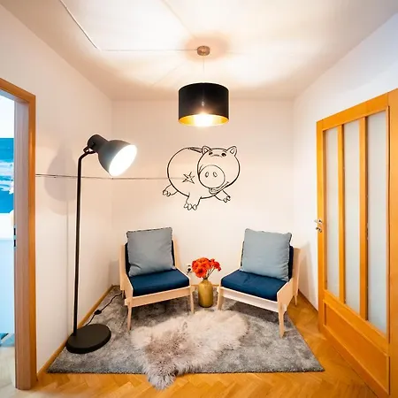 Apartment Klimentska Cartoon *