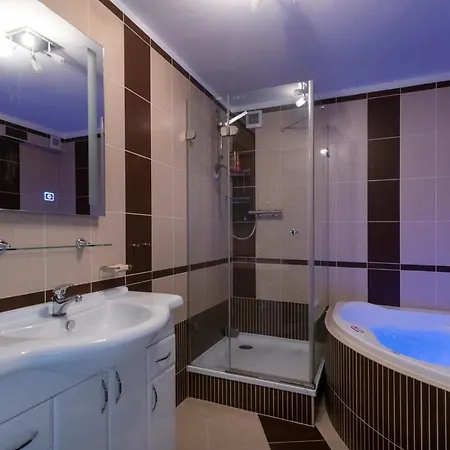Golden Tree Loft In The Heart Of * Prague