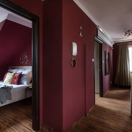 Golden Tree Loft In The Heart Of *