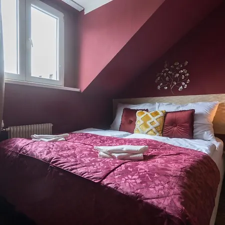 Apartment Golden Tree Loft In The Heart Of Prague