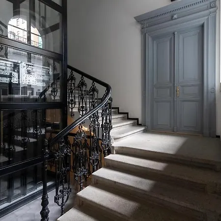 Golden Tree Loft In The Heart Of * Prague