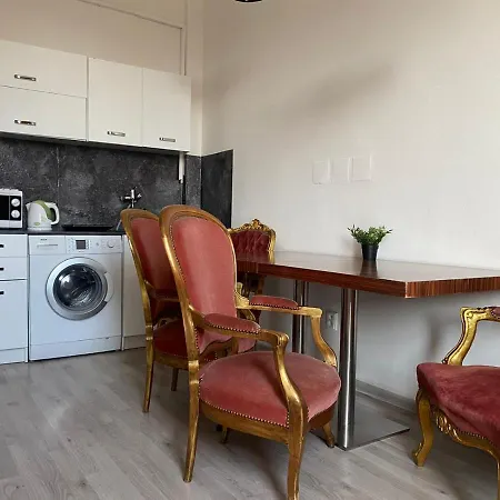 Bank Invest Apartmens - Old Town Apartment *