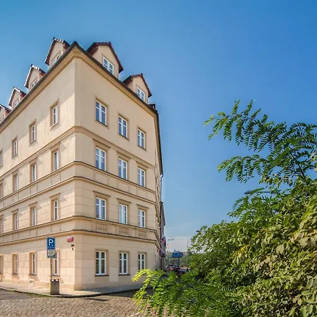 Hotell Minimino Prag