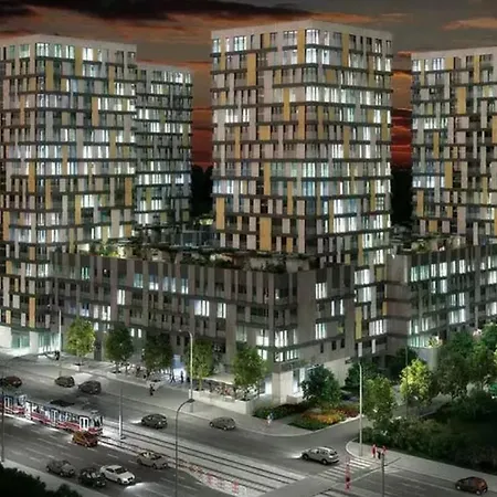 Apartment Garden Tower - 8 Min Do Centra, Garaz