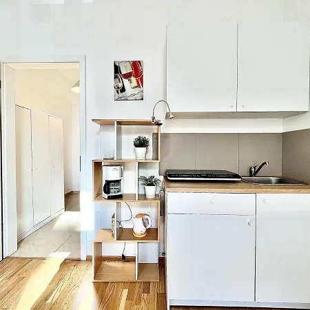 Maison *