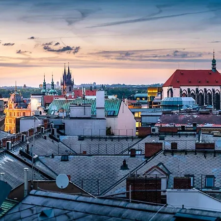 Lux Penthouse Near Wenceslas Square Apartment