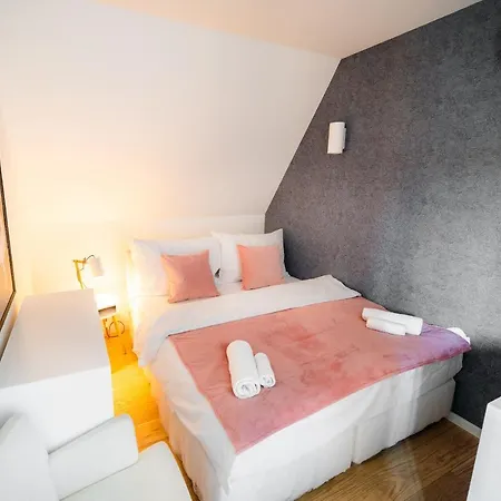 Lux Penthouse Near Wenceslas Square Apartment *