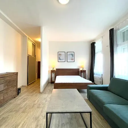 Hradebni - Terrace In The Old Town Apartment Prague