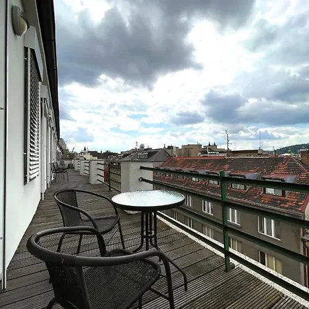 Hradebni - Terrace In The Old Town Apartment Prague