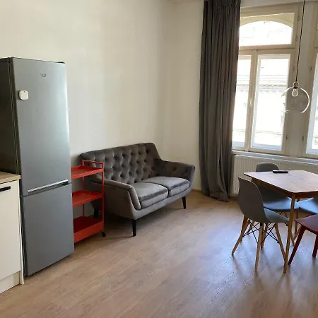 Zizkov Tower Hotel apartamentowy